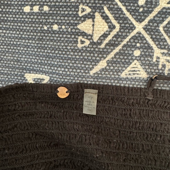 FREE PEOPLE Mariana Black Crochet Bralette size small - Picture 10 of 12